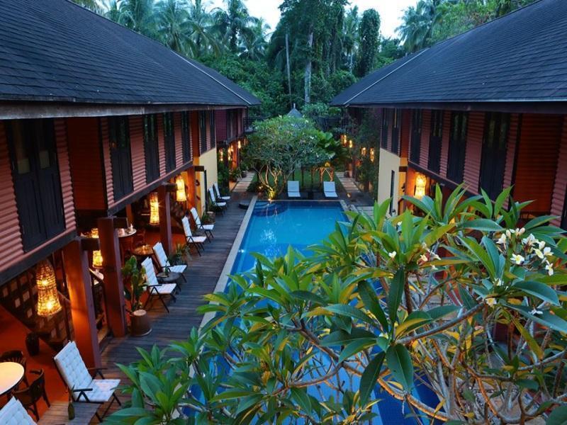 The Village House Santubong Exterior photo